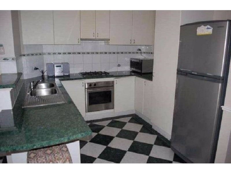 41/30 Bishops Row, East Perth WA 6004