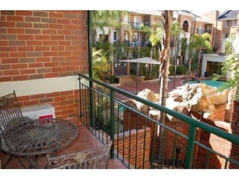 41/30 Bishops Row, East Perth WA 6004