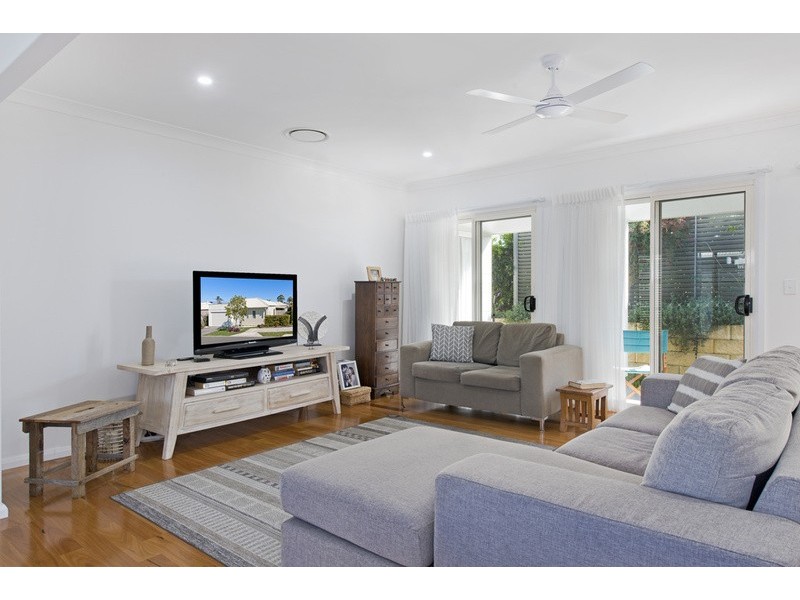 11/1333 Ocean Drive, Lake Cathie NSW 2445