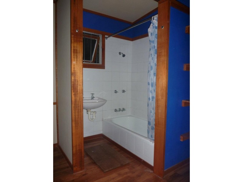Unit 1 & 2/17 Baker Avenue, Labrador QLD 4215