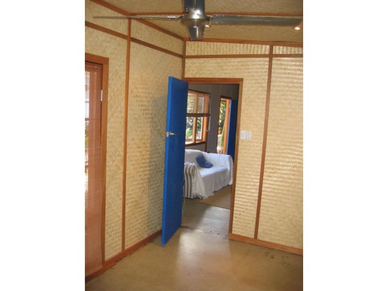 Unit 1 & 2/17 Baker Avenue, Labrador QLD 4215