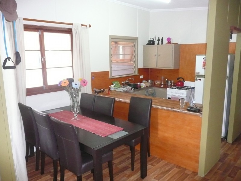 Unit 1 & 2/17 Baker Avenue, Labrador QLD 4215