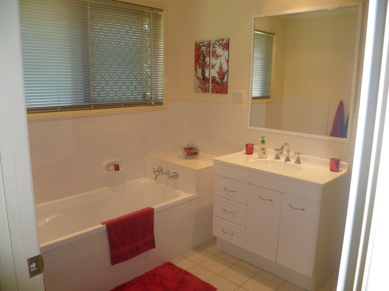 5 Burgundy Drive, Morayfield QLD 4506