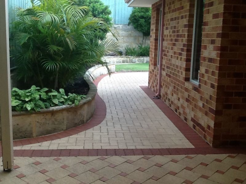 10 Nolan Ave, Southern River WA 6110