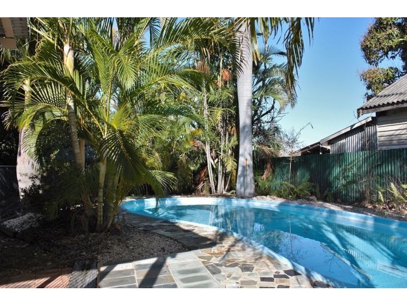 34 Sixth Ave, South Townsville QLD 4810