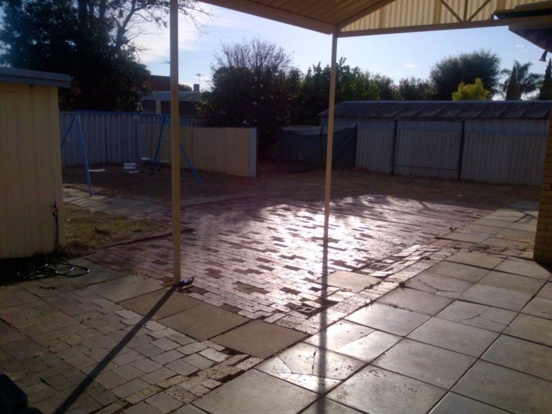 5 Hailsham Rd, Nollamara WA 6061