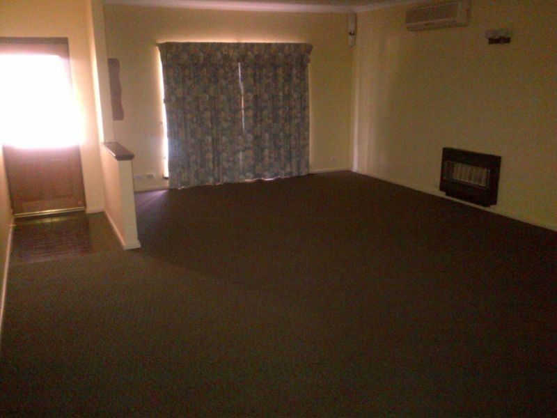 5 Hailsham Rd, Nollamara WA 6061