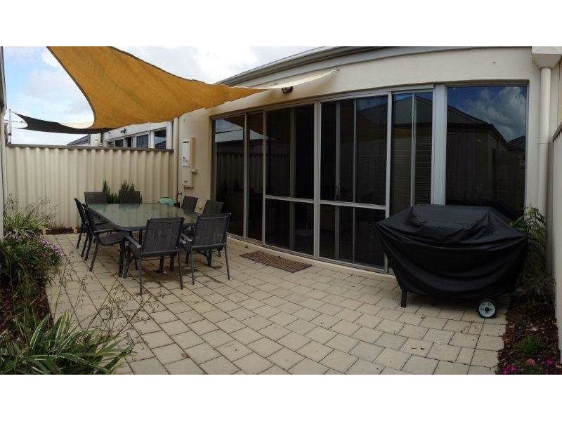 10 Blackrock Avenue, Butler WA 6036