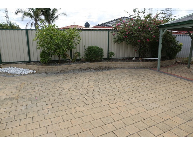 16 Ballard Mews, Success WA 6164