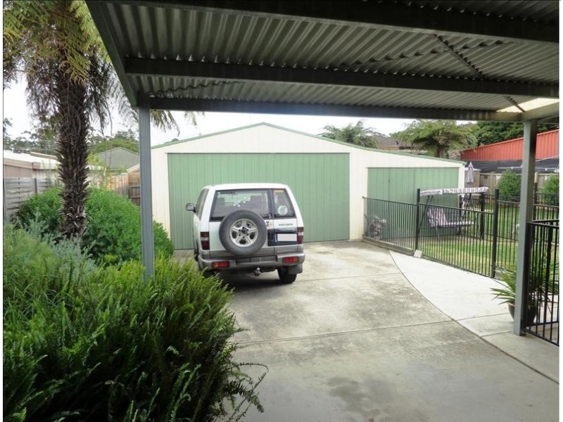 9 Boronia Street, Drouin VIC 3818