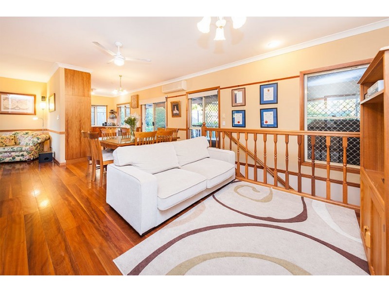 5 Axel Place, Sinnamon Park QLD 4073