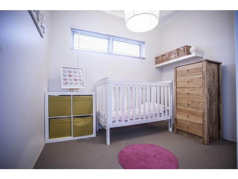 5B  Padua rd, Piara Waters WA 6112