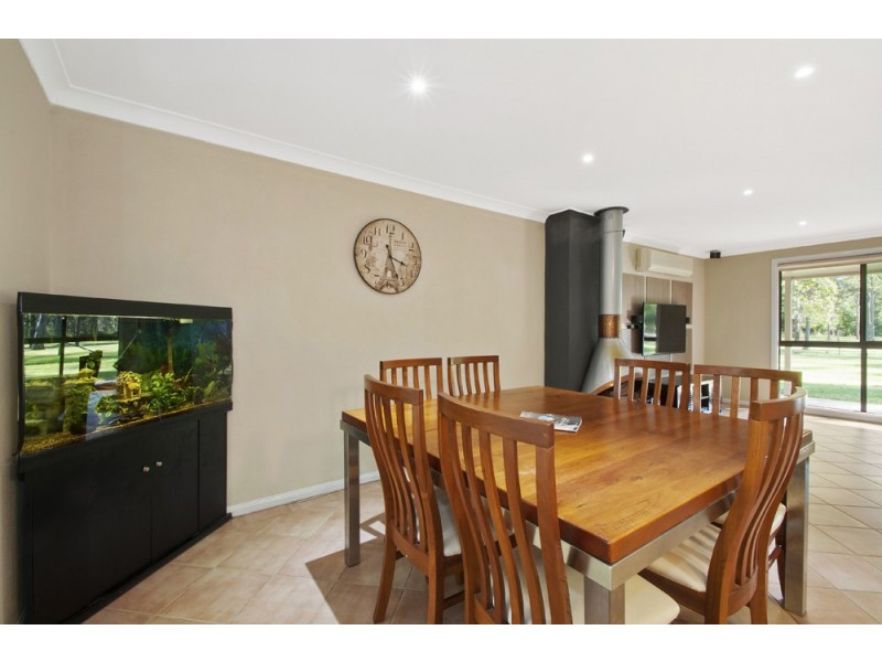 124 Kirsten Drive, Curra QLD 4570