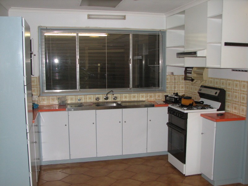 13 EASTON ROAD, Happy Valley SA 5159