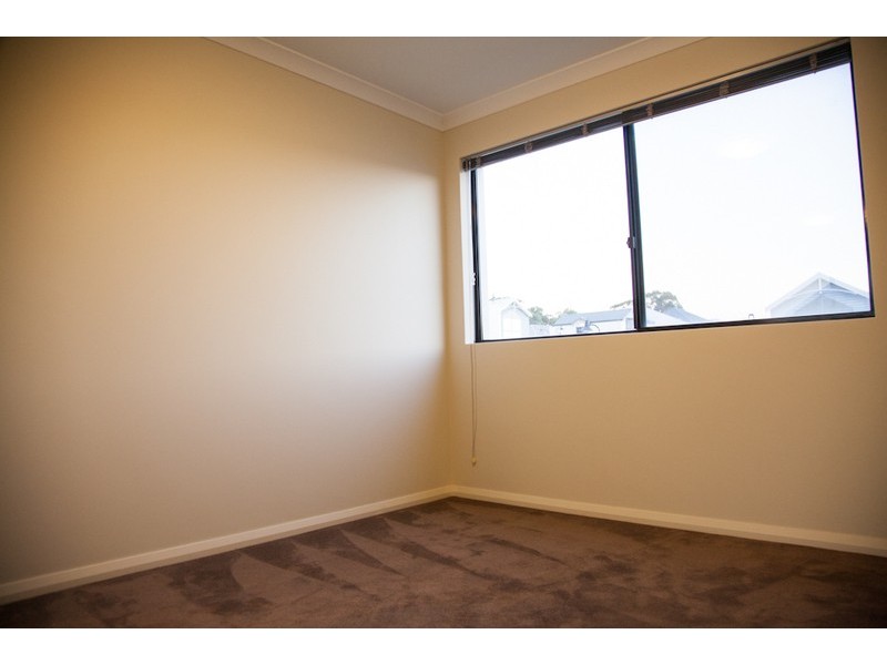 21 GAUDI WAY, Clarkson WA 6030