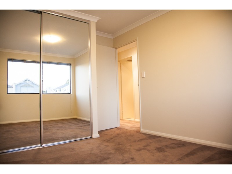 21 GAUDI WAY, Clarkson WA 6030