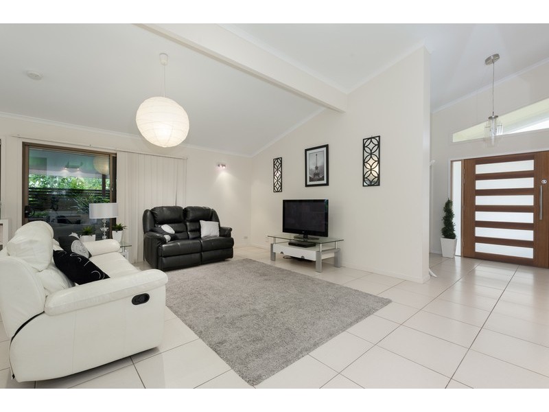 15 Panama Street, Wishart QLD 4122