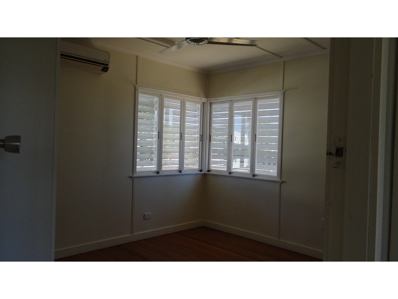 Railway Estate QLD 4810