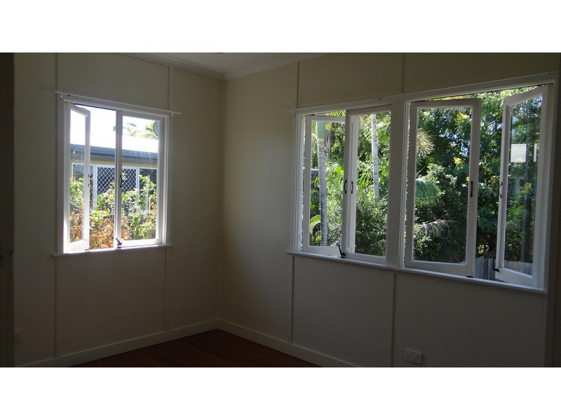 Railway Estate QLD 4810