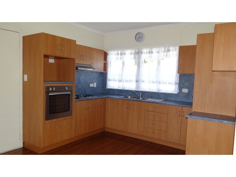 Railway Estate QLD 4810