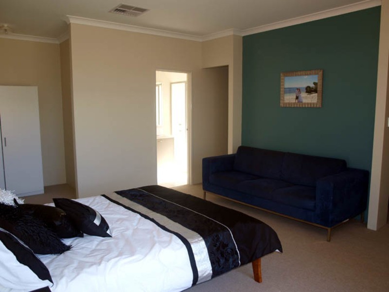 1 Pixie Place, Two Rocks WA 6037