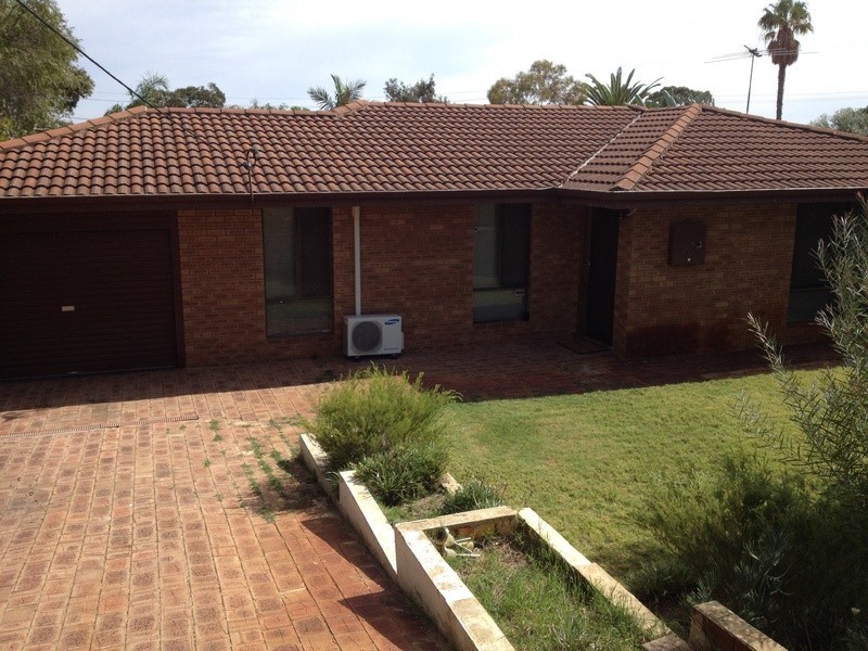 3 Lydd Close, Marangaroo WA 6064