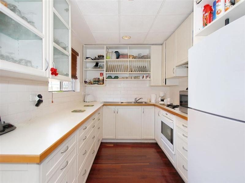 8 Railway Street, Cottesloe WA 6011