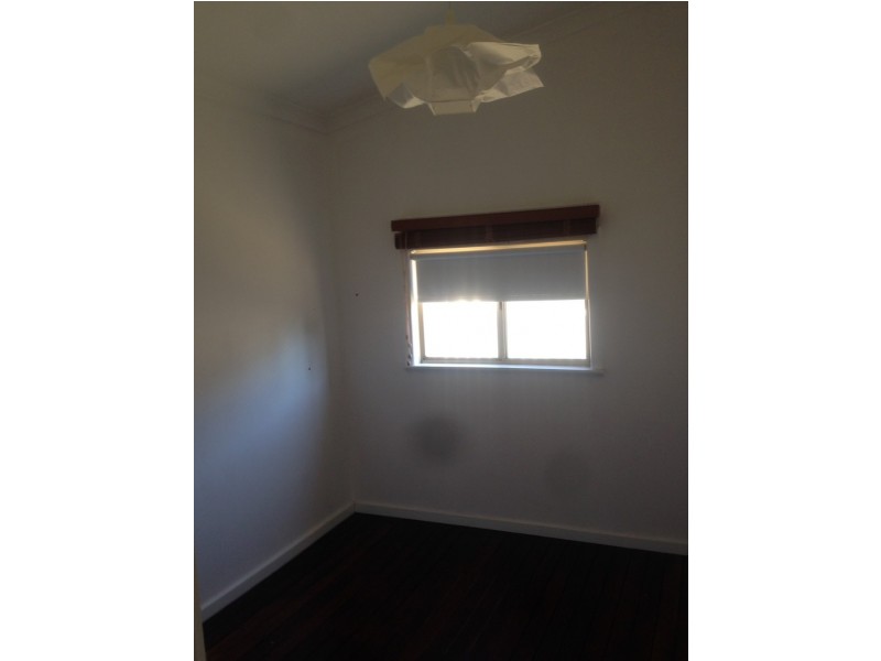 249 George Street, Queens Park WA 6107