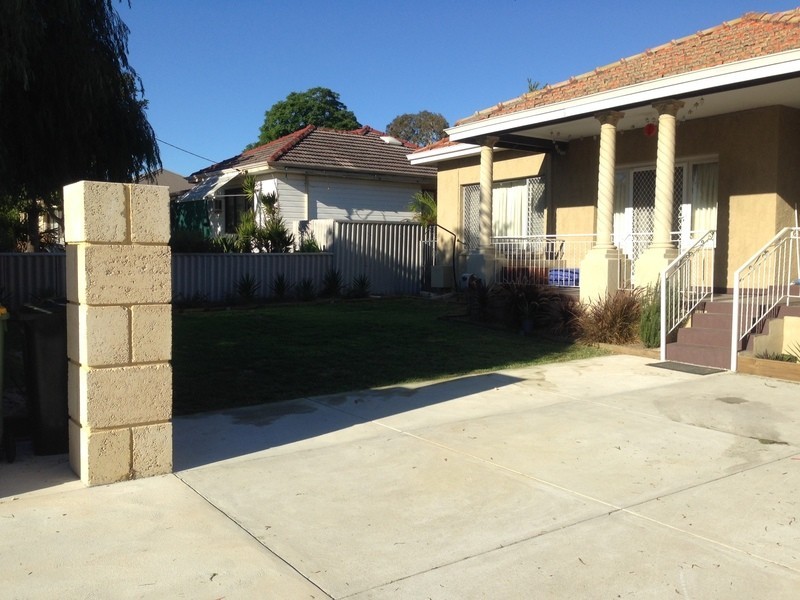 249 George Street, Queens Park WA 6107