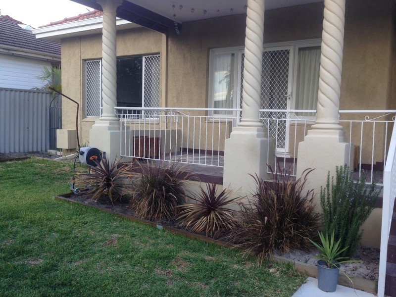 249 George Street, Queens Park WA 6107