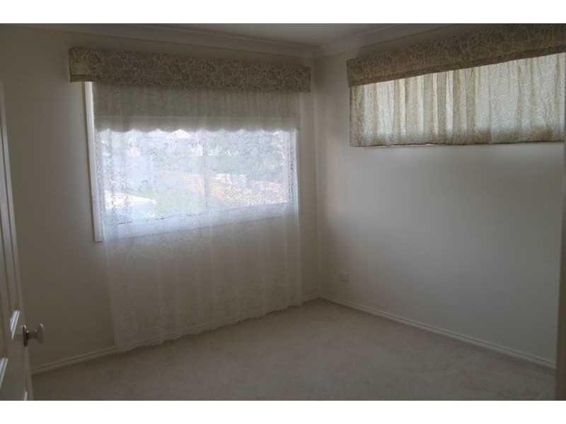 4 Monash St, Belmont NSW 2280