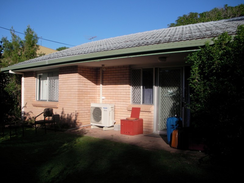 24 First Avenue, Caloundra QLD 4551