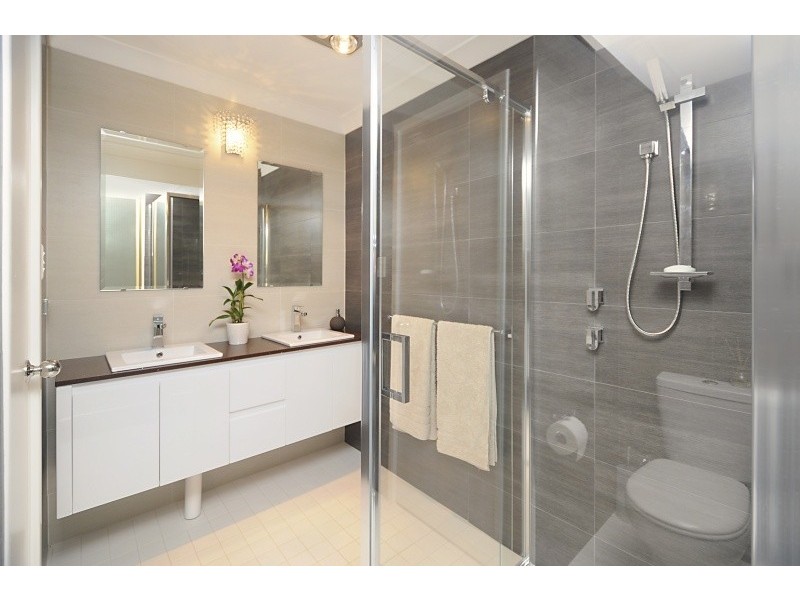 5 Maitland Rise, Woodvale WA 6026