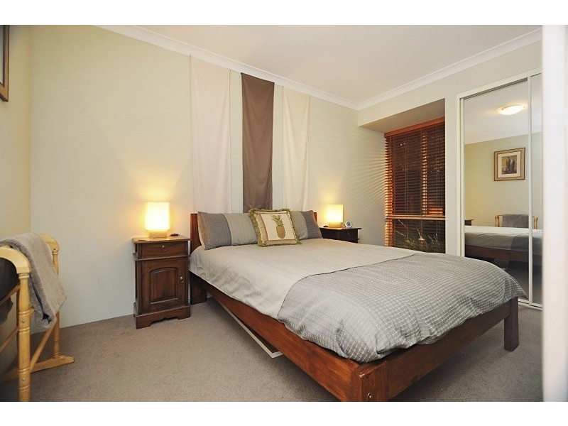 5 Maitland Rise, Woodvale WA 6026