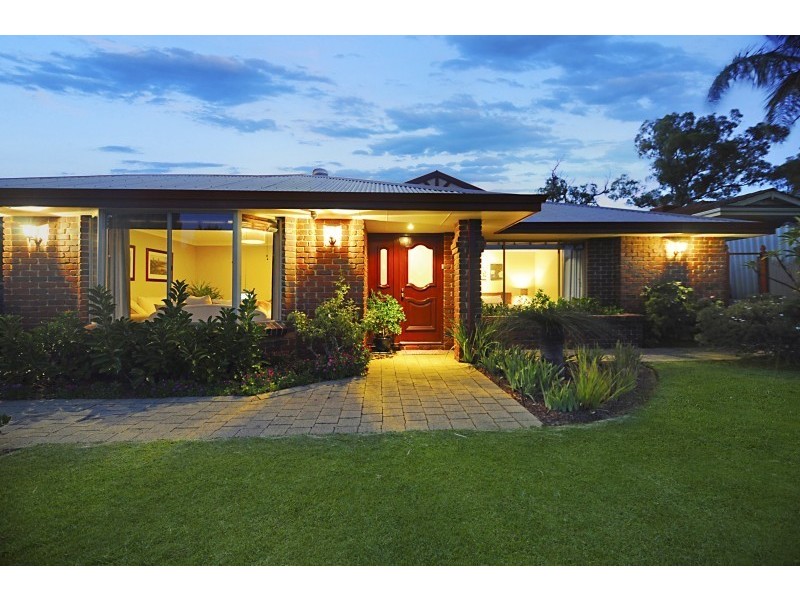 5 Maitland Rise, Woodvale WA 6026