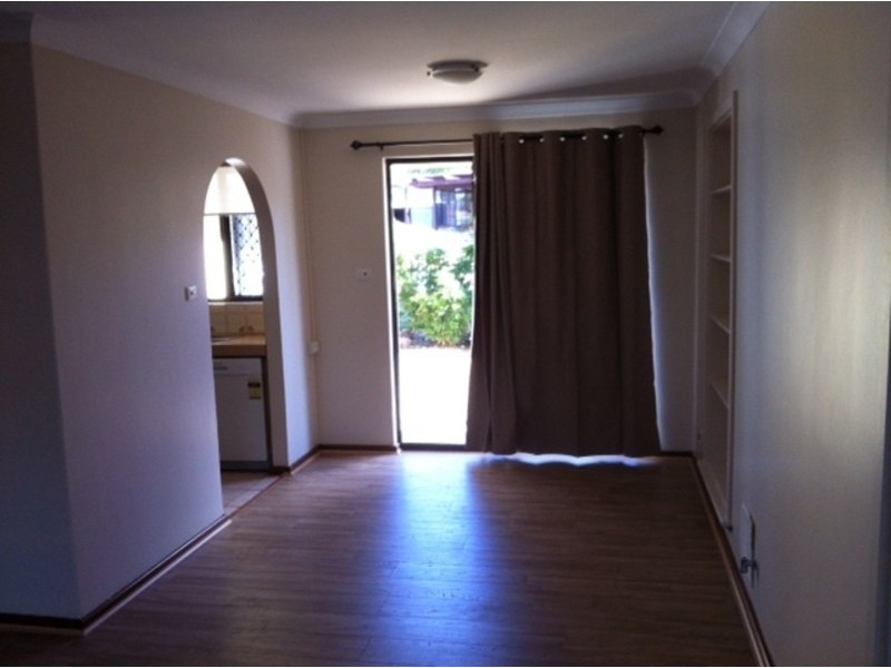 7 Arundel Drive, Halls Head WA 6210