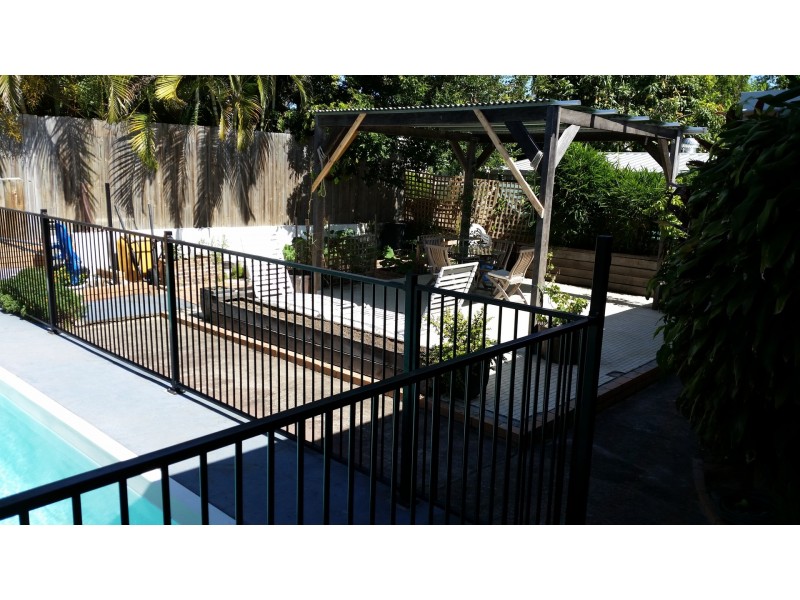 34 William Parade, Fairfield QLD 4103