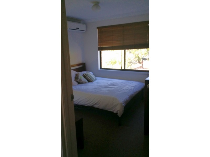 11B Leeder Street, Glendalough WA 6016