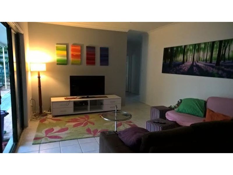 13 Lauren Court, Birkdale QLD 4159