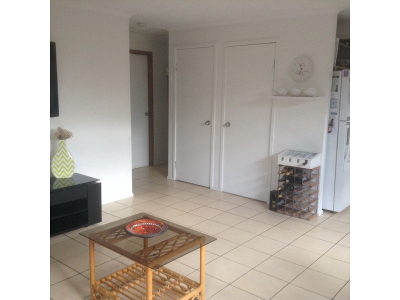 1/32 Nundah Avenue, Miami QLD 4220