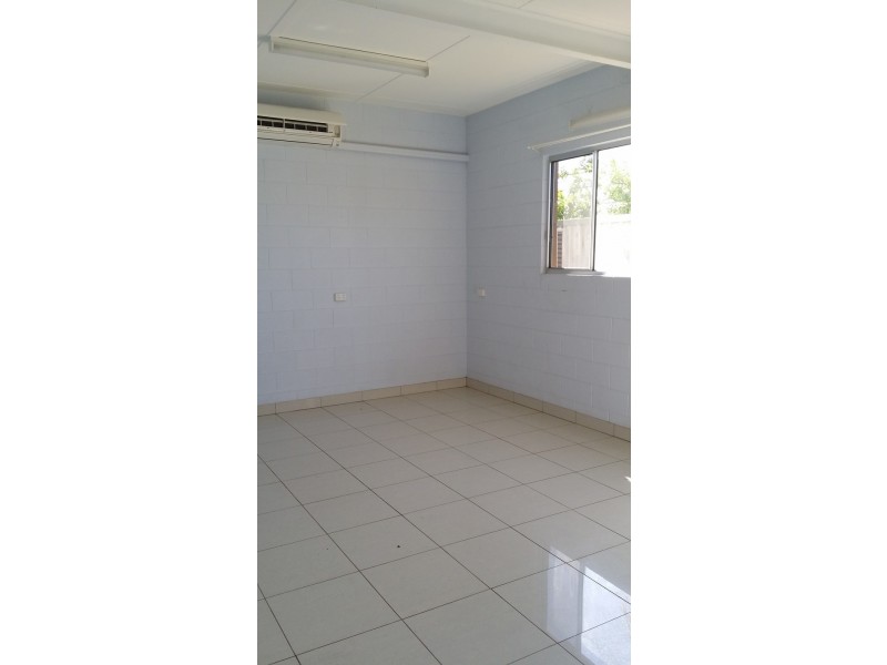 2/9 Cook Crescent, Sunset QLD 4825