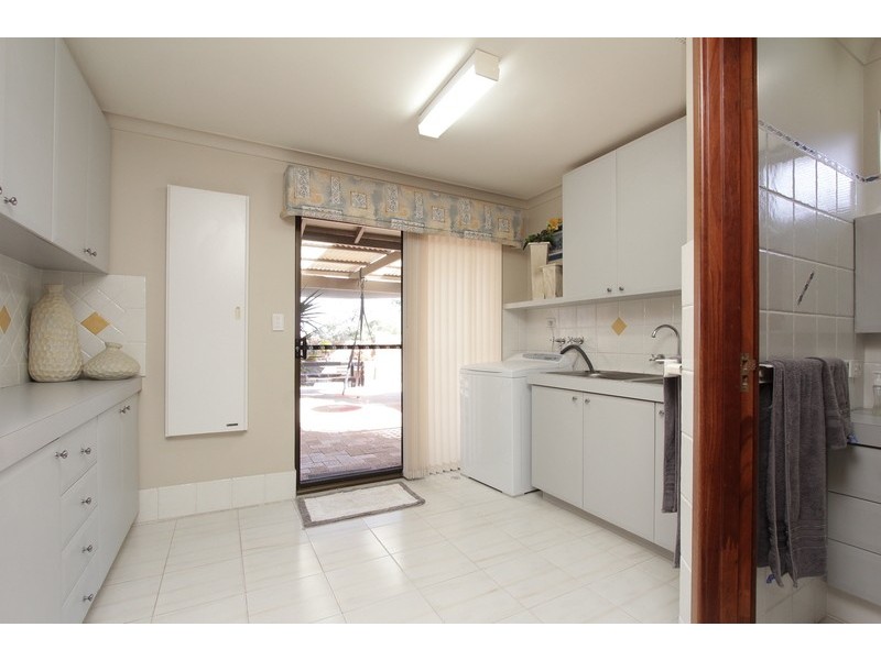 1 Baloo Grove, Kingsley WA 6026