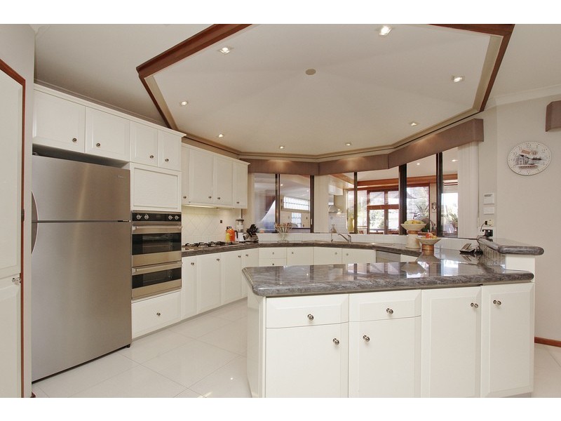 1 Baloo Grove, Kingsley WA 6026