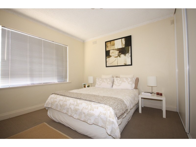 7/11 Park Street, Glandore SA 5037