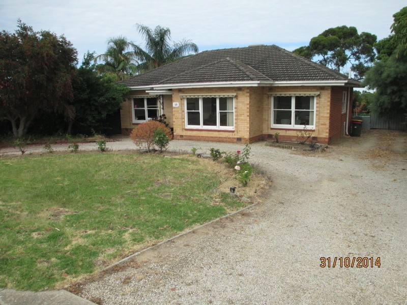 10  Leeds Avenue, Hope Valley SA 5090