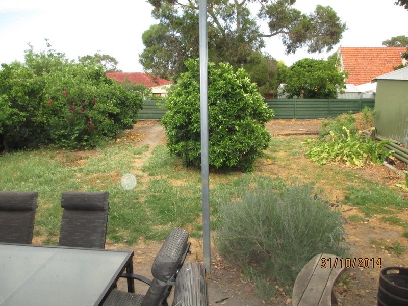 10  Leeds Avenue, Hope Valley SA 5090