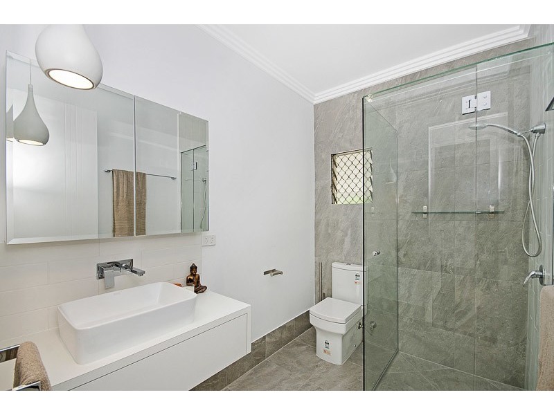 16 Stuart St, North Ward QLD 4810