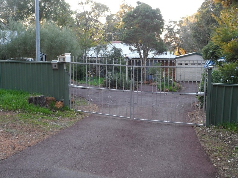 23 Smith St, Glen Forrest WA 6071