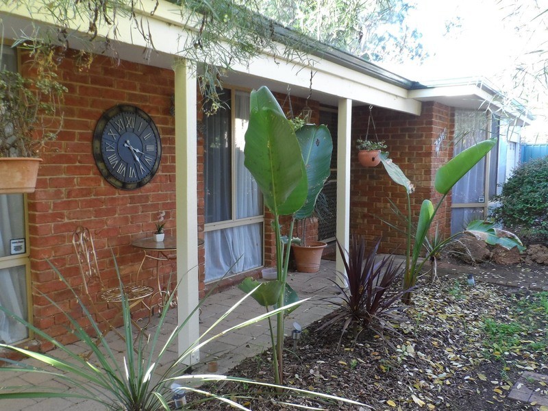 23 Smith St, Glen Forrest WA 6071