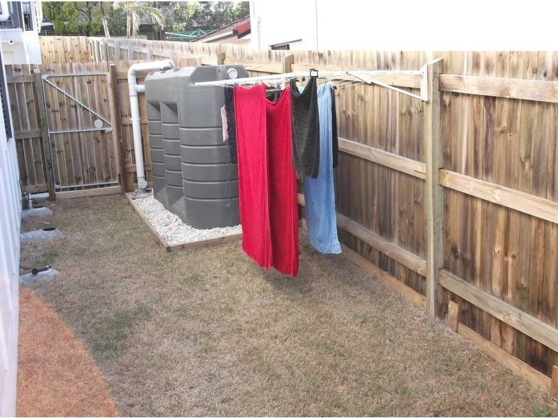 2/6 Napier Street, Carina Heights QLD 4152